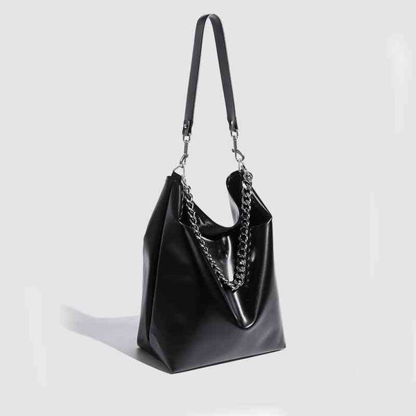 shopping bag fashion bucket men's leather handbag personalized street stravel single shoulder handbag 220617
shopping bag fashion bucket men's leather handbag personalized street stravel single shoulder handbag 220617