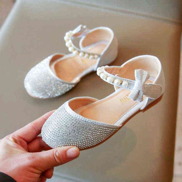 summer gold silver girls shoes bowknot rhinestone princess sandals shoes for girls wedding party dance performance shoes new g220512, Black;red
summer gold silver girls shoes bowknot rhinestone princess sandals shoes for girls wedding party dance performance shoes new g220512, Black;red