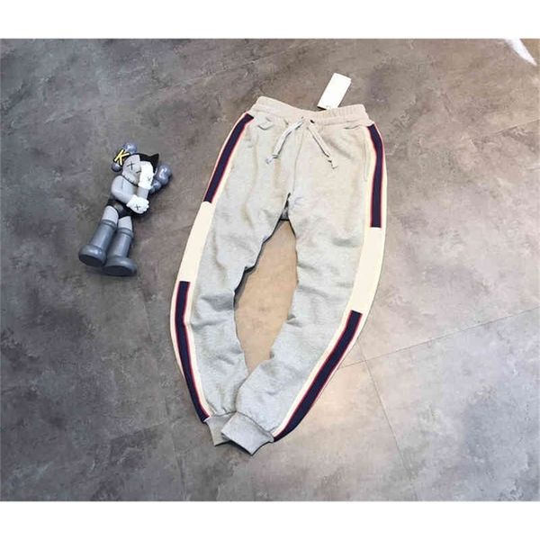 2022 new special offer male and female lovers' side red stripe letter ribbon string label guard casual sports thin terry pants ex0o, Black;white
2022 new special offer male and female lovers' side red stripe letter ribbon string label guard casual sports thin terry pants ex0o, Black;white