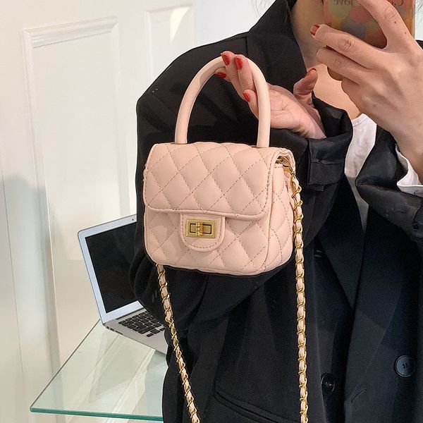 wholesale designer handheld messenger chain accessories bags ins fashion luxurious classic mini kids girls, Black;red
wholesale designer handheld messenger chain accessories bags ins fashion luxurious classic mini kids girls, Black;red