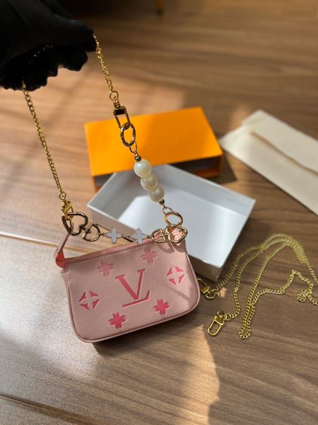 tz fashion bags flowers mahjong bag mini crossbody bag simple style love metallic chain shoulder handbags designer handbag women makeup lips
tz fashion bags flowers mahjong bag mini crossbody bag simple style love metallic chain shoulder handbags designer handbag women makeup lips