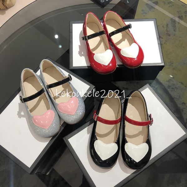 kids shoes new spring 2022 autunm summer baby girls flats leather black white red princess shoes with box, Black;grey
kids shoes new spring 2022 autunm summer baby girls flats leather black white red princess shoes with box, Black;grey