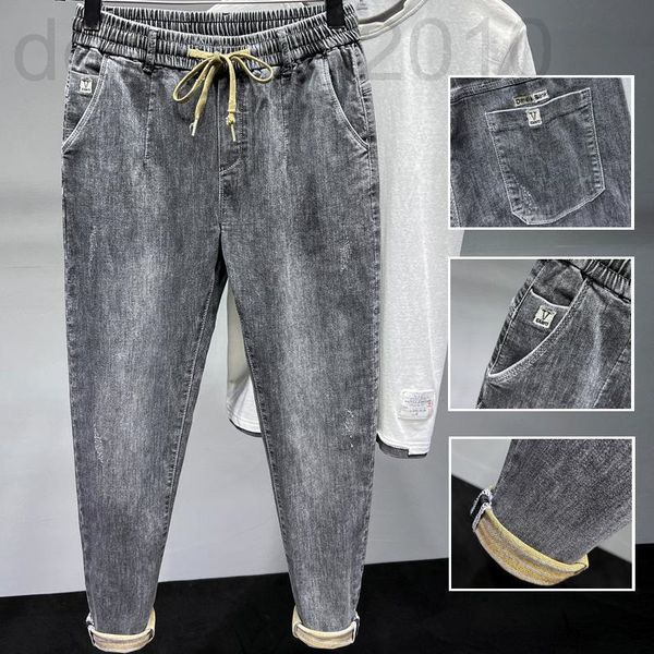 men's jeans designer tether elastic waist spring jeans men's korean version chao brand small foot slim fit cotton embroidered deni, Blue
men's jeans designer tether elastic waist spring jeans men's korean version chao brand small foot slim fit cotton embroidered deni, Blue