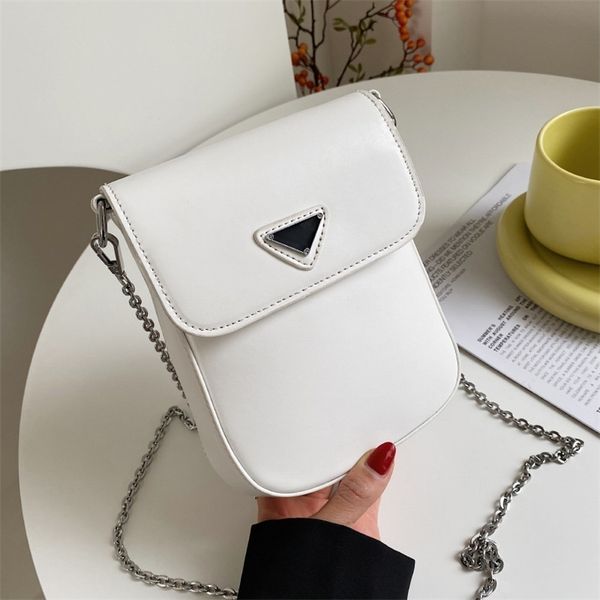factory discount 66% off 2022 spring fashion korean version single shoulder messenger women's inverted triangle label mobile phone simp
factory discount 66% off 2022 spring fashion korean version single shoulder messenger women's inverted triangle label mobile phone simp