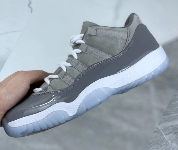 11 low cool grey outdoor shoes 11s medium grey gunsmoke-white mens real carbon fiber sports sneakers with box 528895-003 size us 7-13
11 low cool grey outdoor shoes 11s medium grey gunsmoke-white mens real carbon fiber sports sneakers with box 528895-003 size us 7-13