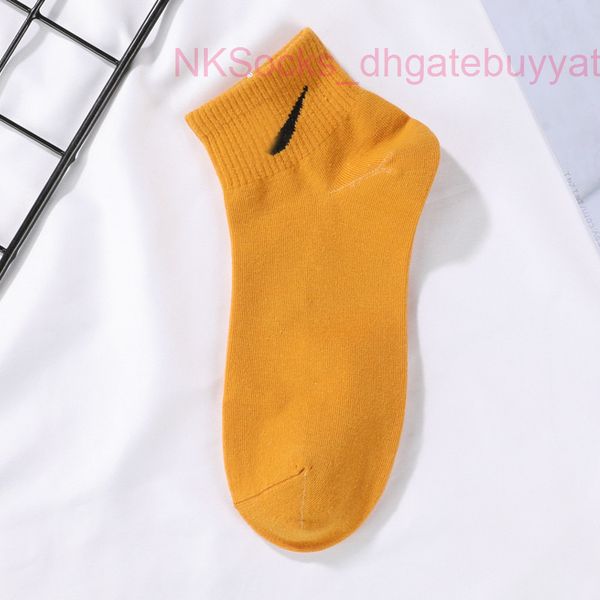 fashion men's classic socks hook brand designer women's leisure lovers' short tube sportsocks luxury women men breathable ver, Black
fashion men's classic socks hook brand designer women's leisure lovers' short tube sportsocks luxury women men breathable ver, Black
