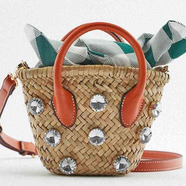 evening bags designer rattan weaving shoulder crossbody for women mini basket ladies brand printed fabric knot diamond handbags ins 220428
evening bags designer rattan weaving shoulder crossbody for women mini basket ladies brand printed fabric knot diamond handbags ins 220428
