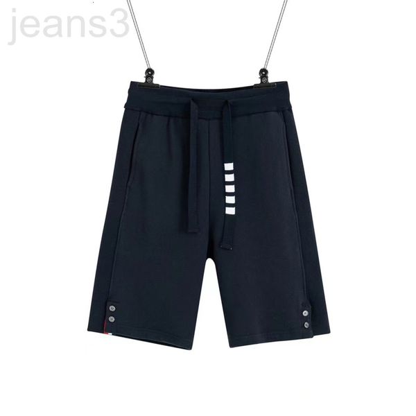 men's shorts designer high set four bar yarn dyed version tb style new drawstring ribbon five point casual pants for lovers loose yuan, White;black
men's shorts designer high set four bar yarn dyed version tb style new drawstring ribbon five point casual pants for lovers loose yuan, White;black