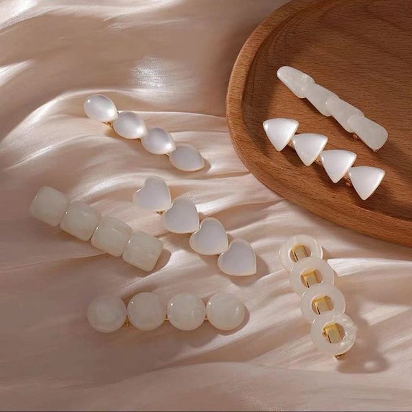 fashion girls hair clips popular clamps simple love square cat eye stone geometric hair accessories shell white round headdress jewelry, Slivery;golden
fashion girls hair clips popular clamps simple love square cat eye stone geometric hair accessories shell white round headdress jewelry, Slivery;golden