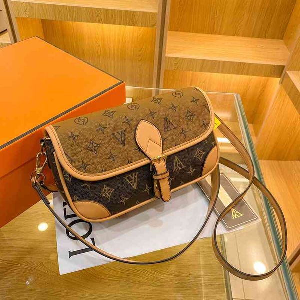 factory wholesale bag women fashion shoulder women's bag classic printed messenger small square
factory wholesale bag women fashion shoulder women's bag classic printed messenger small square