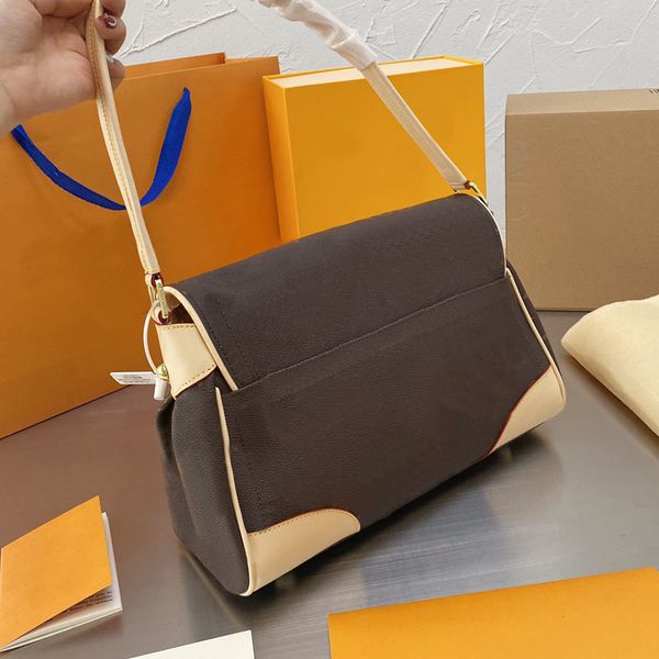 multi pochette large capacity real leather bag women luxurys designers bags 2022 handbags purses tote 19 handbag flap zhouzhoubao123 en5n
multi pochette large capacity real leather bag women luxurys designers bags 2022 handbags purses tote 19 handbag flap zhouzhoubao123 en5n