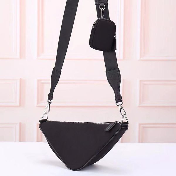 designer triangle shoulder bag parachute fabric messenger bag for men luxury waterproof material canvas handbags purse embossed logo with co
designer triangle shoulder bag parachute fabric messenger bag for men luxury waterproof material canvas handbags purse embossed logo with co