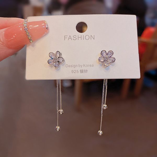 fashion long tassel flower earrings for women korean style daisy rhinestone dangle earring girl party jewelry gift, Silver
fashion long tassel flower earrings for women korean style daisy rhinestone dangle earring girl party jewelry gift, Silver