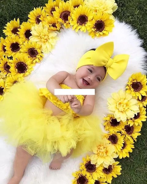 summer baby skirt outfit 3pcs/set with big bow hair band and tube short gauze skirt kids solid yellow color girl designer skirt set, White
summer baby skirt outfit 3pcs/set with big bow hair band and tube short gauze skirt kids solid yellow color girl designer skirt set, White