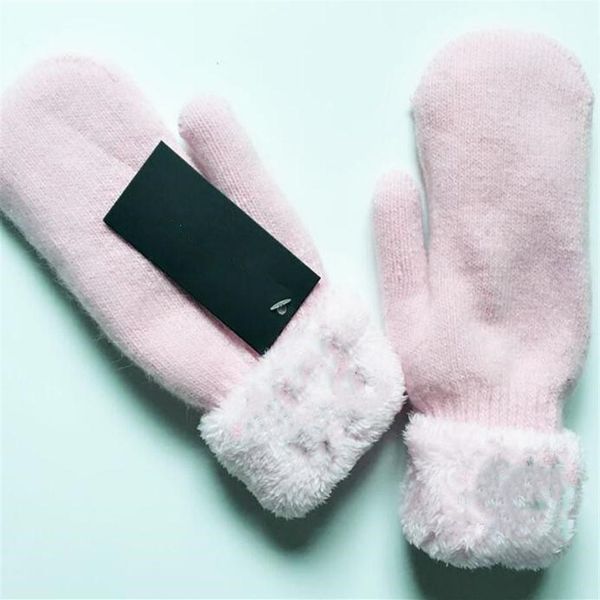 warm female winter leather gloves plus wool touch screen rex rabbit fur han version cycling anti-cold sheepskin mittens302s, Blue;gray
warm female winter leather gloves plus wool touch screen rex rabbit fur han version cycling anti-cold sheepskin mittens302s, Blue;gray