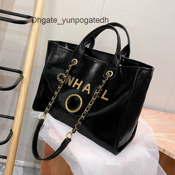 brand luxury designers handbags women's beach bags ch metal letter badge tote evening bag small mini body leather handbag large female
brand luxury designers handbags women's beach bags ch metal letter badge tote evening bag small mini body leather handbag large female