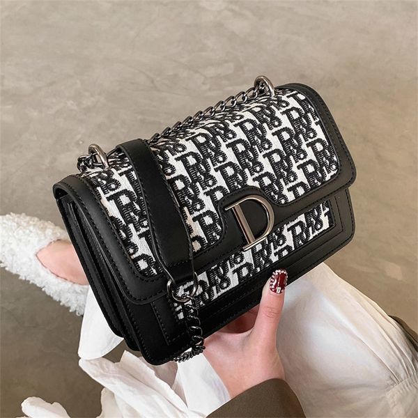 purses aa ins women's new fashion hong kong style messenger foreign style versatile chain one shoulder small square bag
purses aa ins women's new fashion hong kong style messenger foreign style versatile chain one shoulder small square bag