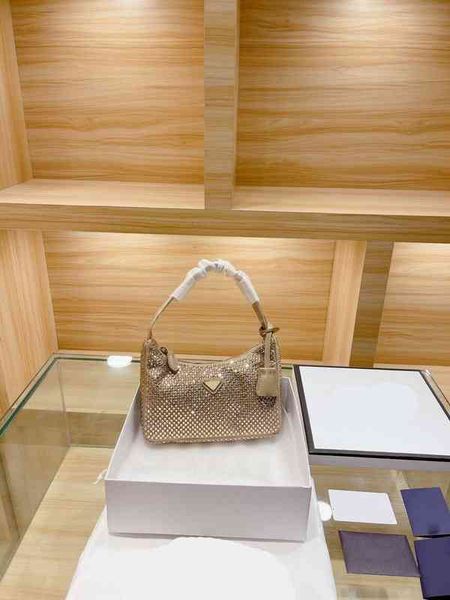 prad bag luxury handbag shoulder bag brand loulou y-shaped designer seam leather ladies metal chain black clamshell messenger chain bags box
prad bag luxury handbag shoulder bag brand loulou y-shaped designer seam leather ladies metal chain black clamshell messenger chain bags box