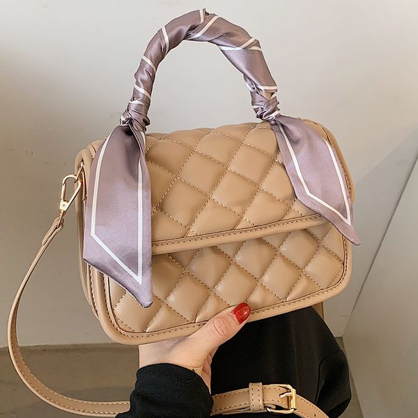 women pu leather shoulder bag fashion designer tote lady small messenger bags simply female quilted evening bag
women pu leather shoulder bag fashion designer tote lady small messenger bags simply female quilted evening bag