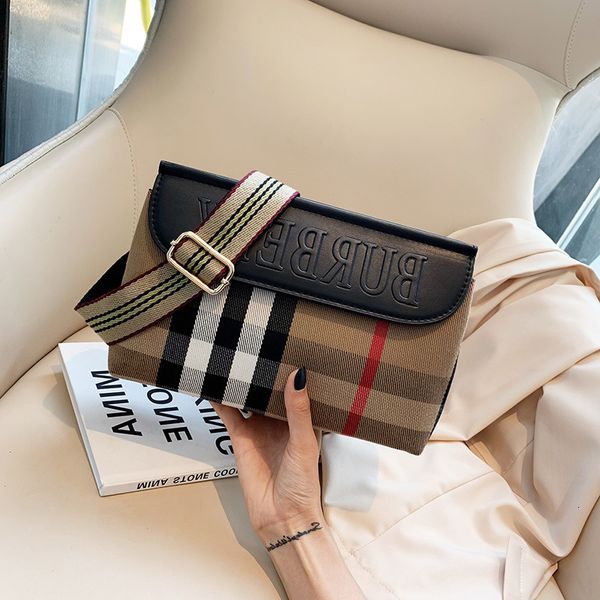 new designer bags autumn women's east gate lattice one shoulder messenger net red fashion portable small square01
new designer bags autumn women's east gate lattice one shoulder messenger net red fashion portable small square01