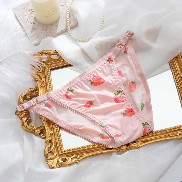 thin belt metal buckle panties ice silk seamless women underwear leopard strawberry print comfortable low waist, Black;pink
thin belt metal buckle panties ice silk seamless women underwear leopard strawberry print comfortable low waist, Black;pink