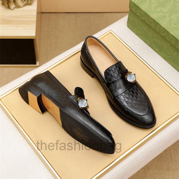oxfords leather men shoes whole cut fashion casual pointed toe formal business male wedding dress shoes, Black
oxfords leather men shoes whole cut fashion casual pointed toe formal business male wedding dress shoes, Black