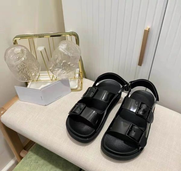 women's sandals summer new sports sandals comfortable flat women's trendy shoes designer size 35-42, Black
women's sandals summer new sports sandals comfortable flat women's trendy shoes designer size 35-42, Black
