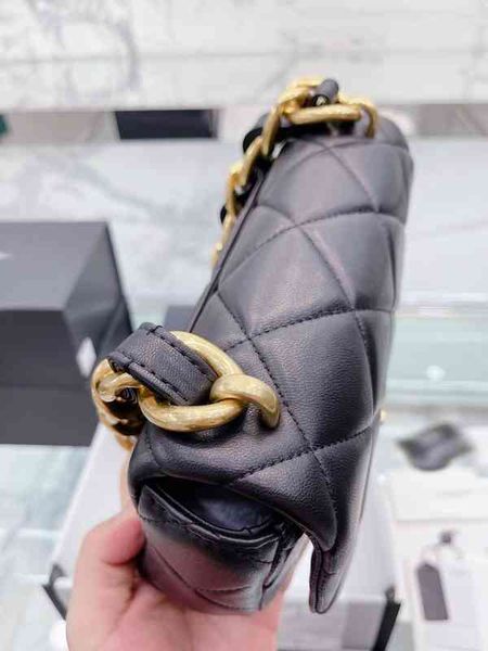 women luxurys designers handbag designer crossbody cf sheepskin bags wallet for brand shoulder clutch new thick chain fashion single messeng
women luxurys designers handbag designer crossbody cf sheepskin bags wallet for brand shoulder clutch new thick chain fashion single messeng