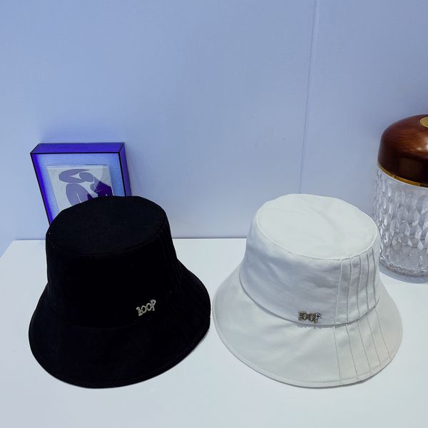 luxury designer bucket hat classic style fashionable women's hat shade comfortable breathable social party gifts great very nice, Blue;gray
luxury designer bucket hat classic style fashionable women's hat shade comfortable breathable social party gifts great very nice, Blue;gray