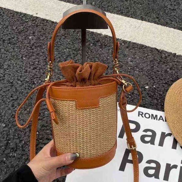 new messenger bag straw woven bag portable women woven holiday bag rattan woven women's bucket 220614
new messenger bag straw woven bag portable women woven holiday bag rattan woven women's bucket 220614