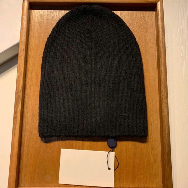 wool knitted beanie hat/skull caps sport hats winter ski cap hat women men classic style, Blue;gray
wool knitted beanie hat/skull caps sport hats winter ski cap hat women men classic style, Blue;gray
