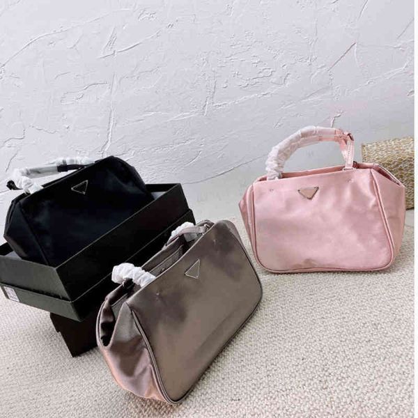 designer pra ^da p home satin handbag 2022 new nylon cloth chain mini vegetable basket single shoulder diagonal cross dumpling female luxury
designer pra ^da p home satin handbag 2022 new nylon cloth chain mini vegetable basket single shoulder diagonal cross dumpling female luxury