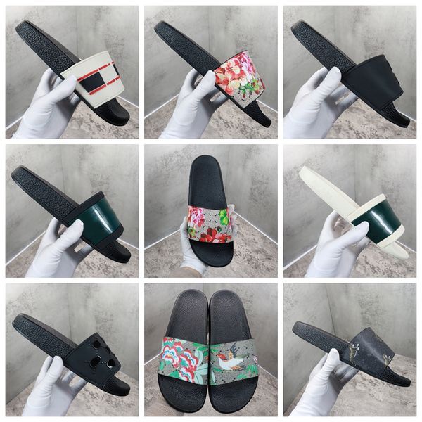 woman man sandals stylish slippers fashion classics sandal men/women slipper flat shoes slide eu:35-48, Black
woman man sandals stylish slippers fashion classics sandal men/women slipper flat shoes slide eu:35-48, Black