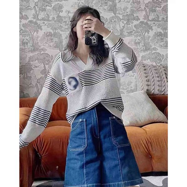 women's sweaters cv spring and autumn style lapel empty long sleeve versatile casual stripe pocket design sweater women 92ze, White;black
women's sweaters cv spring and autumn style lapel empty long sleeve versatile casual stripe pocket design sweater women 92ze, White;black