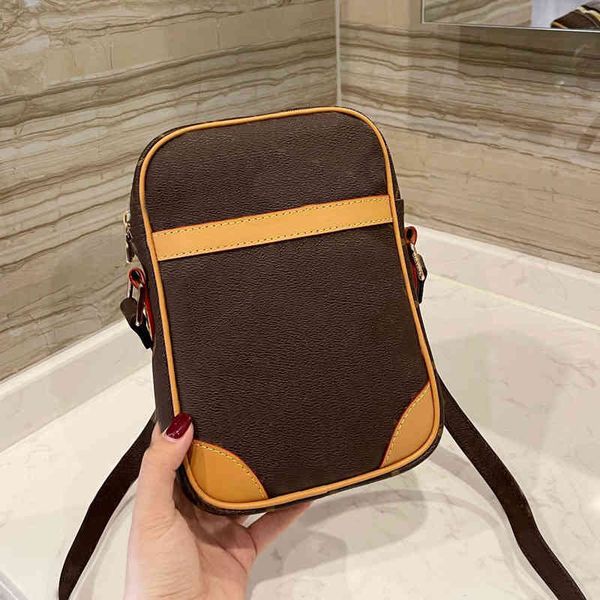 men bag classic messenger bag mens handbag purse old flower genuine leather crossbody shoulder bags mens tote wallet phone bag clutch
men bag classic messenger bag mens handbag purse old flower genuine leather crossbody shoulder bags mens tote wallet phone bag clutch