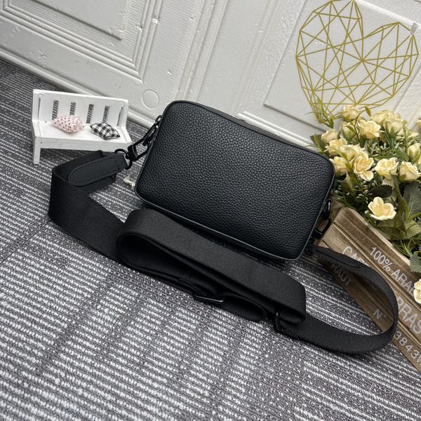 designer luxury women the tote bag fashion versatile handbags shoulder crossbody bags purse tories totes large capacity saddle wallets 7a 1o
designer luxury women the tote bag fashion versatile handbags shoulder crossbody bags purse tories totes large capacity saddle wallets 7a 1o