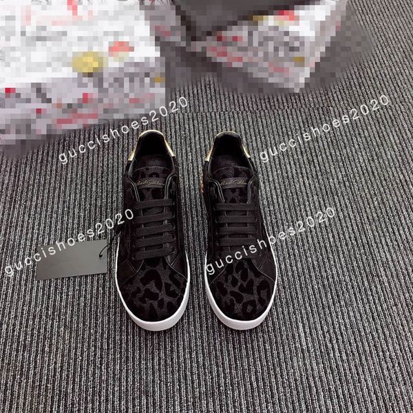 2022 casual shoes women travel leather lace-up sneaker cowhide fashion lady flat designer running trainers letters woman shoe men, Black;red
2022 casual shoes women travel leather lace-up sneaker cowhide fashion lady flat designer running trainers letters woman shoe men, Black;red
