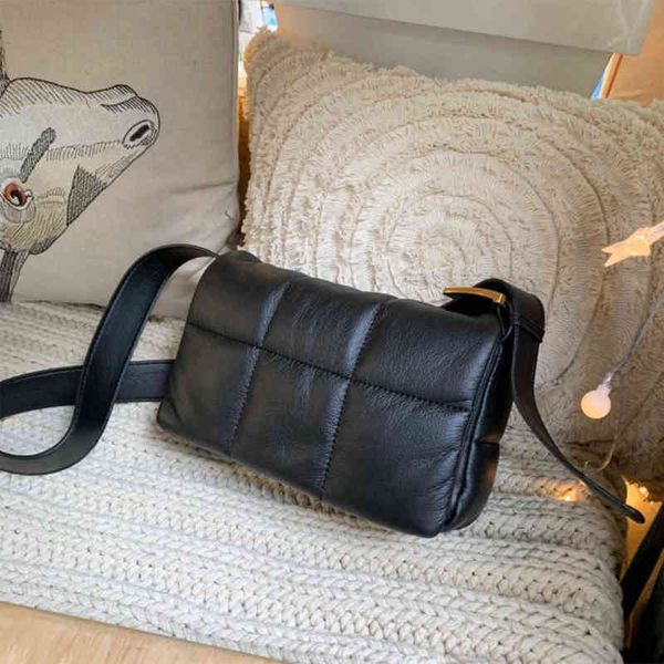 evening bags new style textured leather breathing shoulder lattice pattern soft messenger minority design women s 220428
evening bags new style textured leather breathing shoulder lattice pattern soft messenger minority design women s 220428