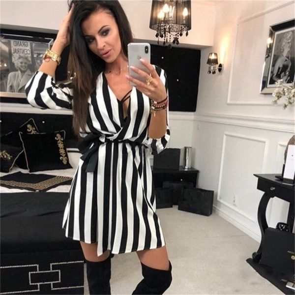 women vneck striped dress fashion summer black white striped beach casual loose dresses vestidos plus size y200326, Black;gray
women vneck striped dress fashion summer black white striped beach casual loose dresses vestidos plus size y200326, Black;gray
