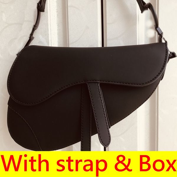 sadle luxury shoulder bag armpit navy blue black long chain strap handle woven convertible with gold phone for women womens red pouch small
sadle luxury shoulder bag armpit navy blue black long chain strap handle woven convertible with gold phone for women womens red pouch small