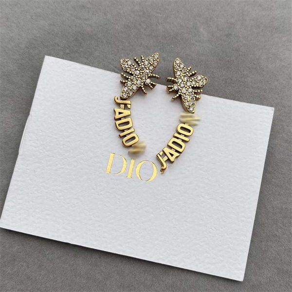 80% off online new letter full diamond women's fashion s925 silver needle earrings, Golden
80% off online new letter full diamond women's fashion s925 silver needle earrings, Golden