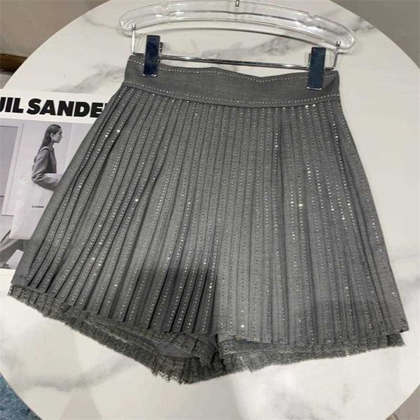 deat women lace pleated wide leg straight shorts high waist vertical fashion spring summer 11b644 210709, White;black
deat women lace pleated wide leg straight shorts high waist vertical fashion spring summer 11b644 210709, White;black