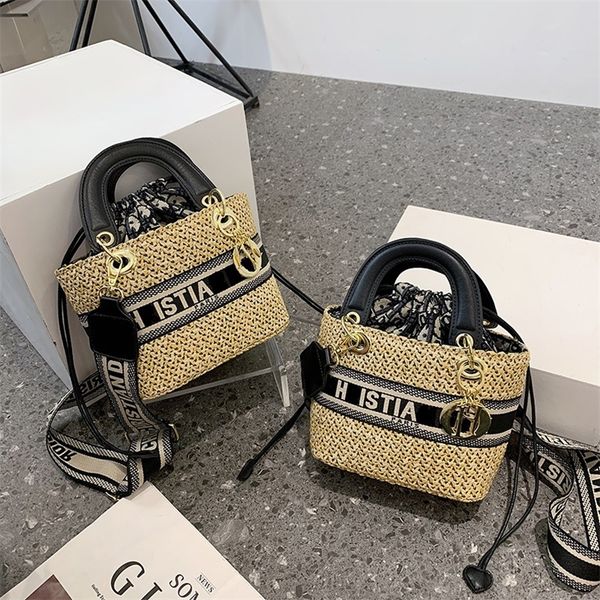 70% off 2022 new designer bags simple portable canvas women's fashion large capacity style tote literary temperament single shoulder
70% off 2022 new designer bags simple portable canvas women's fashion large capacity style tote literary temperament single shoulder