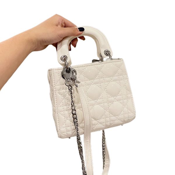 patent leather handbag 2022 women must-have shoulder bag totes designers bags classic crossbody handbags coins card holders multicolor purse
patent leather handbag 2022 women must-have shoulder bag totes designers bags classic crossbody handbags coins card holders multicolor purse