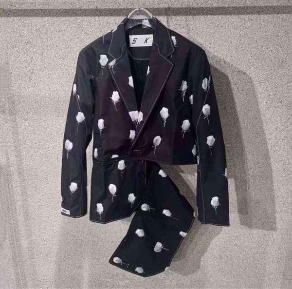 high-quality women's clothing independent designer brand jacket autumn 2022 smfk rose suit long sleeve coat sports fashion trend nation, White;black
high-quality women's clothing independent designer brand jacket autumn 2022 smfk rose suit long sleeve coat sports fashion trend nation, White;black