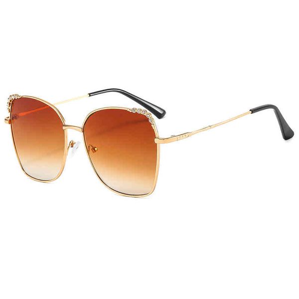 fashionable new women's diamond rimmed sunglass ins street net red metal glass fashion sunglasses luxury brand sun glasses vintage uv40, White;black
fashionable new women's diamond rimmed sunglass ins street net red metal glass fashion sunglasses luxury brand sun glasses vintage uv40, White;black