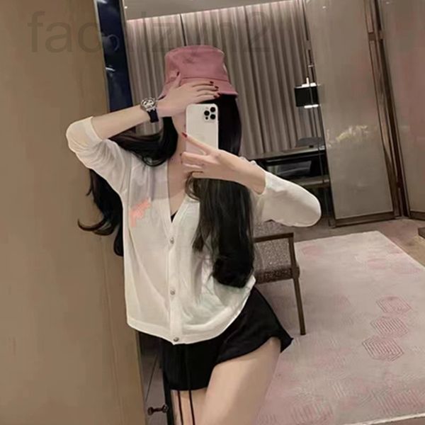 women's knits & tees designer 22 autumn new leather pink cross thin long sleeved knitted cardigan for women k6b3, White
women's knits & tees designer 22 autumn new leather pink cross thin long sleeved knitted cardigan for women k6b3, White