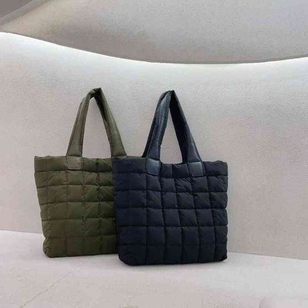 winter women soft lingge down high capacity simple large capacity tote single crossbody shoulder black handbags luxury 220429
winter women soft lingge down high capacity simple large capacity tote single crossbody shoulder black handbags luxury 220429