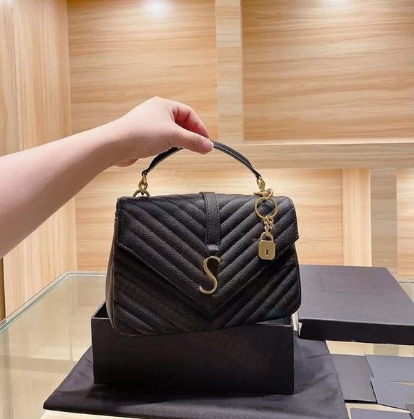 beatiful shoulder bags luxury designer bag gold silver letter leather wholesale formal women leather handbags cross body clutch totes crossb
beatiful shoulder bags luxury designer bag gold silver letter leather wholesale formal women leather handbags cross body clutch totes crossb
