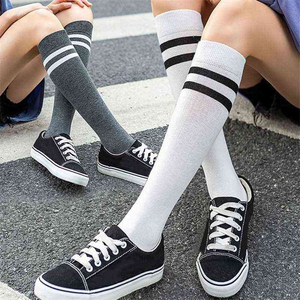 new fashion soccer long sport socks running japanese kawaii dents girl women stockings summer sport knee high long socks l220714, Black;white
new fashion soccer long sport socks running japanese kawaii dents girl women stockings summer sport knee high long socks l220714, Black;white